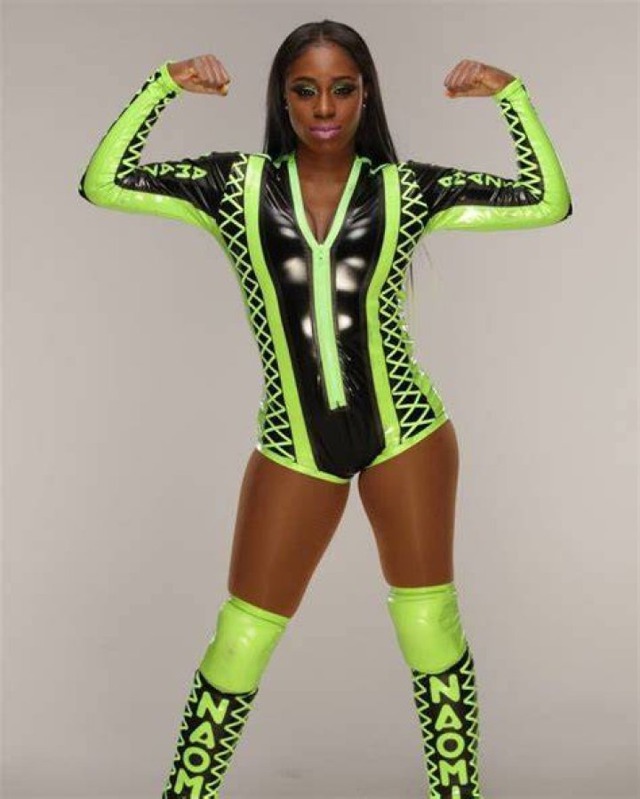 Naomi Wrestler Bio Age, WWE, Net Worth, Personal Life, Insta Wiki in