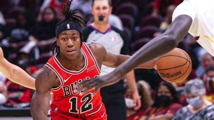 Nba Does Ayo Dosunmu Have A Girlfriend Parents And Family Details To