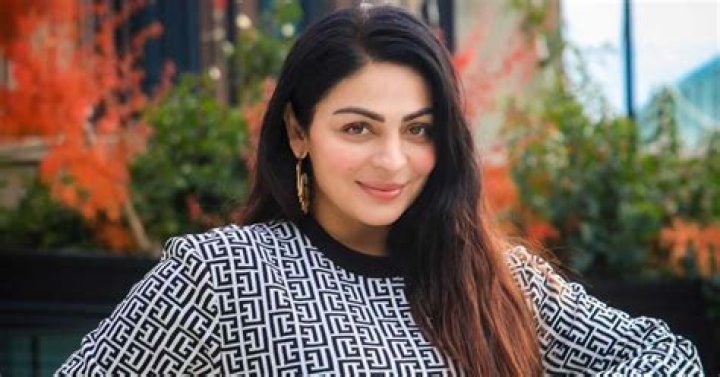 Neeru Bajwa Biography, Age, Height, Family Punjabi Celebrities