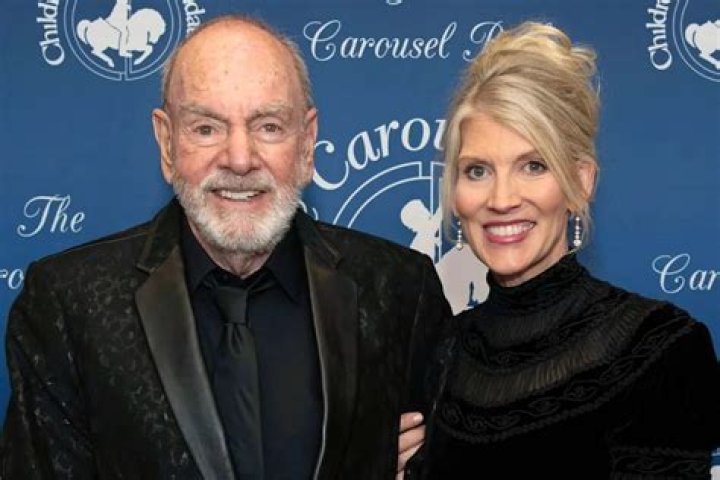 Neil Diamond & Wife Katie Mcneil At The 26th Carousel Of Hope Gala At