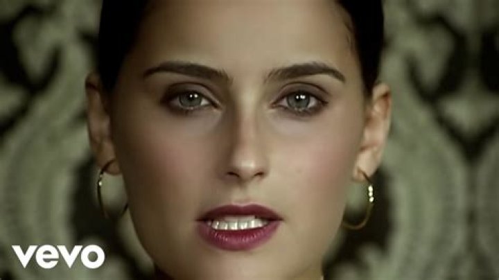 Nelly Furtado YouTube