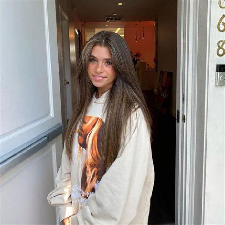 Nessa Barrett (TikTok Star) Wikipedia, Bio, Age, Height, Weight