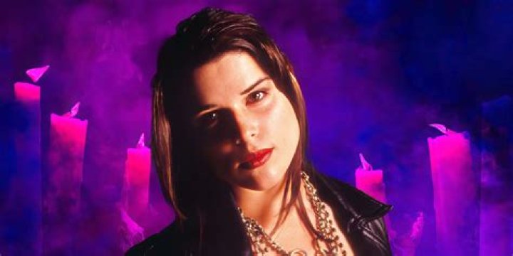 Neve Campbell flaunts her amazing postpregnancy body as she attends
