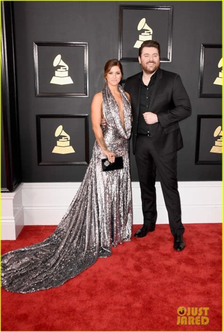 Newly Engaged Cassadee Pope Steps Out With Chris Young at Grammys 2017