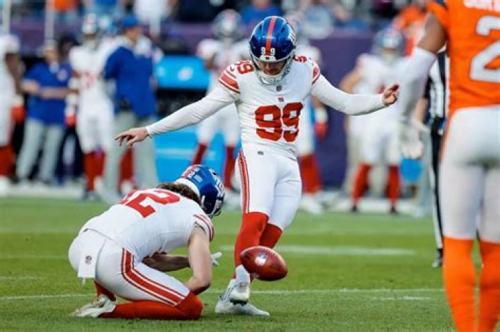 NFL Minute Jason Kelce rips Pats&rsquo; D, praises coaches