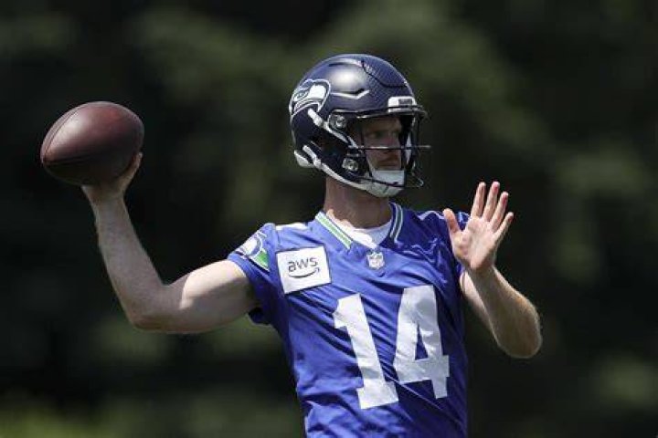 NFL news Denver Broncos sign Ha Ha ClintonDix to practice squad