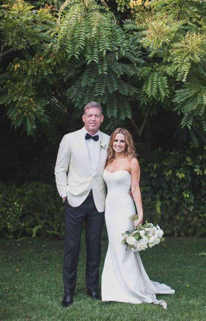 NFL Vet Troy Aikman Marries Capa Mooty in Santa Barbara