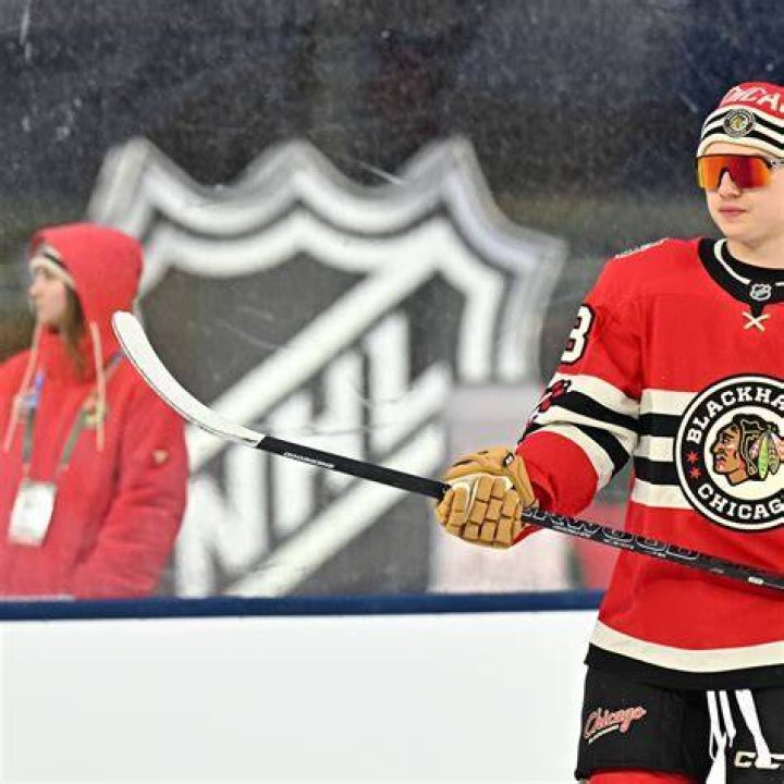 NHL Insider Calls Connor Bedard's Mom Teammate Rumor 'Disgusting' TMSPN