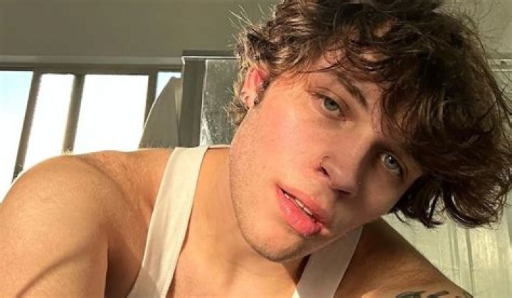 Nicolas Sturniolo Height Age Weight Wiki & Bio