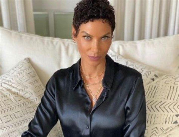 Nicole Mitchell Murphy Bio, Net Worth, Height, Divorcee, Facts
