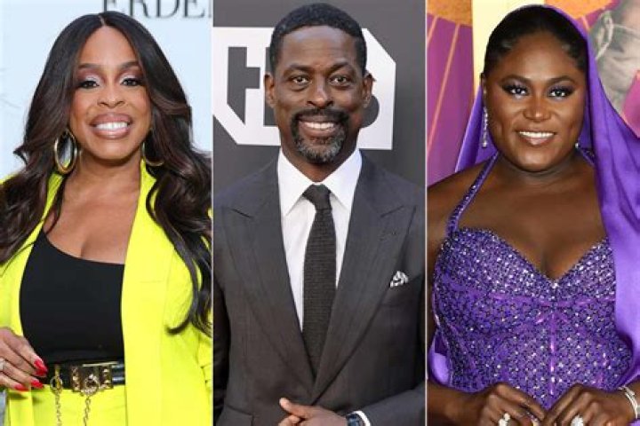Niecy Nash applauds cousins Danielle Brooks, Sterling K. Brown's Oscar