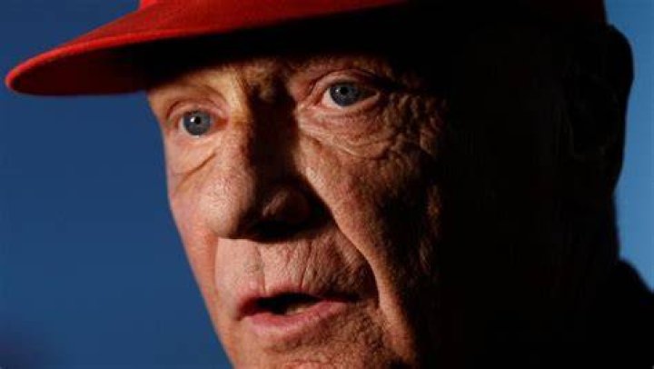Niki Lauda dies aged 70 Austrian Formula 1 legend passes away at Swiss
