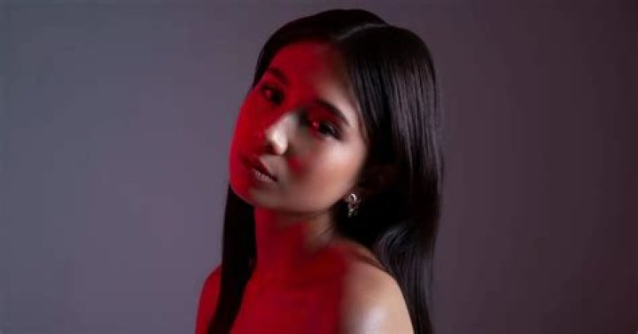 Niki Zefanya Wiki, Bio, Age, Height, Coachella, Family, Boyfriend, Net