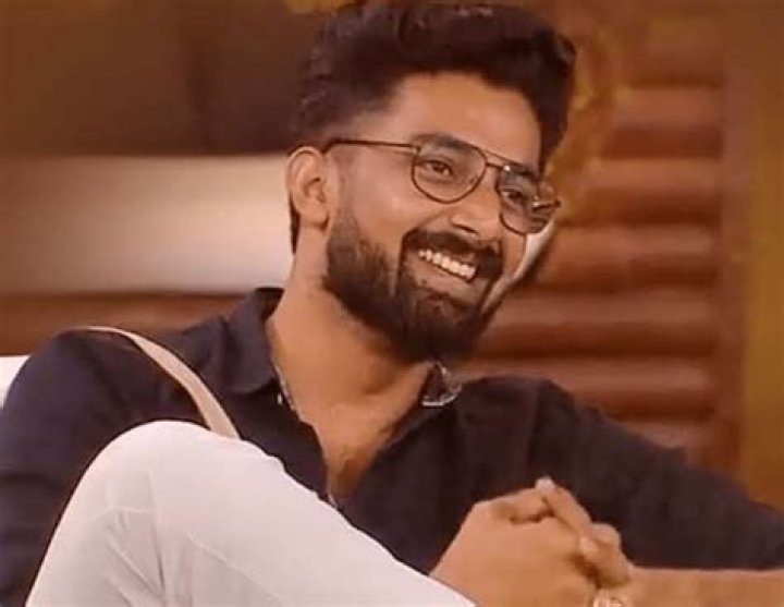 Niroop Nandakumar Career, Shows, Figure, Relation, Net Worth, Biography