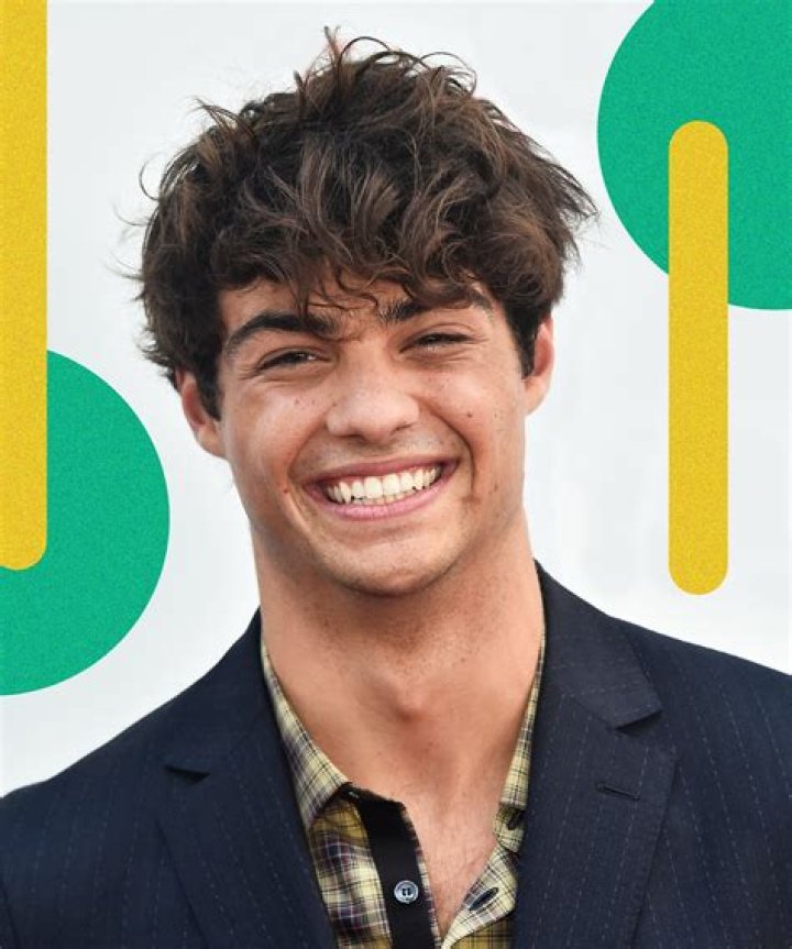 Noah Centineo Age, Bio, Birthday, Family, Net Worth National Today