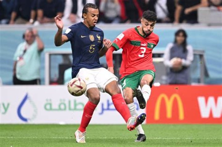 Is Noussair Mazraoui Going To Miss The Worldcup Due To Injury Noussair Mazraoui