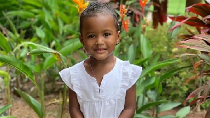 Nova Whitfield Bio, Childhood, Career, Net Worth, Relationships, Body