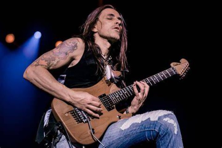 Nuno Bettencourt Net Worth (2017 UPDATE) Celebrity Net Worth Wiki