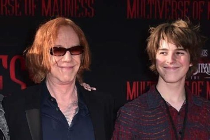 Oliver Elfman, Danny Elfman Son Age, Girlfriend, Net Worth