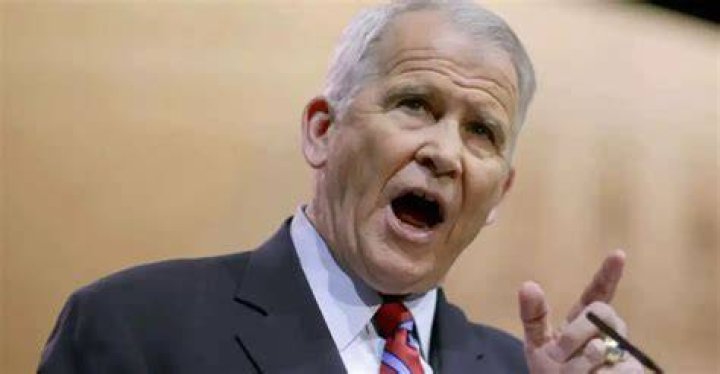 Oliver North Net worth, Age Weight, Wife, Kids, BioWiki The Personage