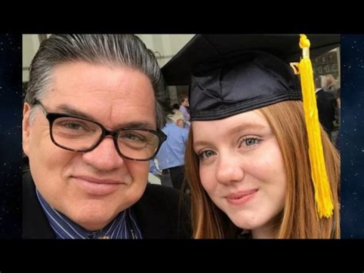 Oliver Platt Bio, family, net worth Celebrities InfoSeeMedia