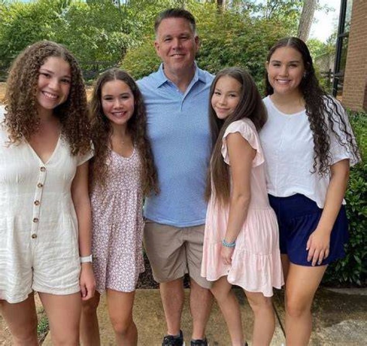 Olivia Haschak Wiki, Age, Boyfriend, Height, Net Worth, Birthday