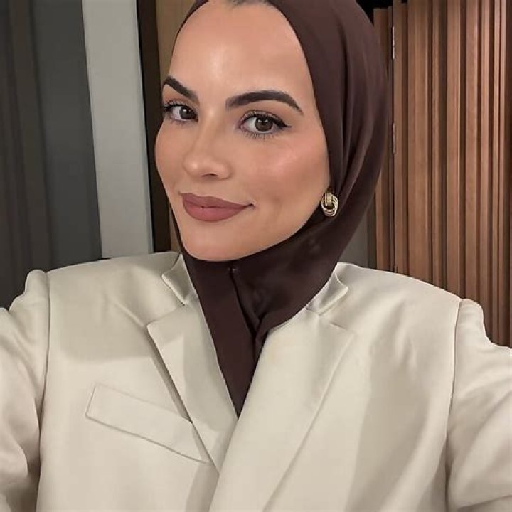 Omaya Zein (Instagram Star) Wiki, Biography, Age, Boyfriend, Family