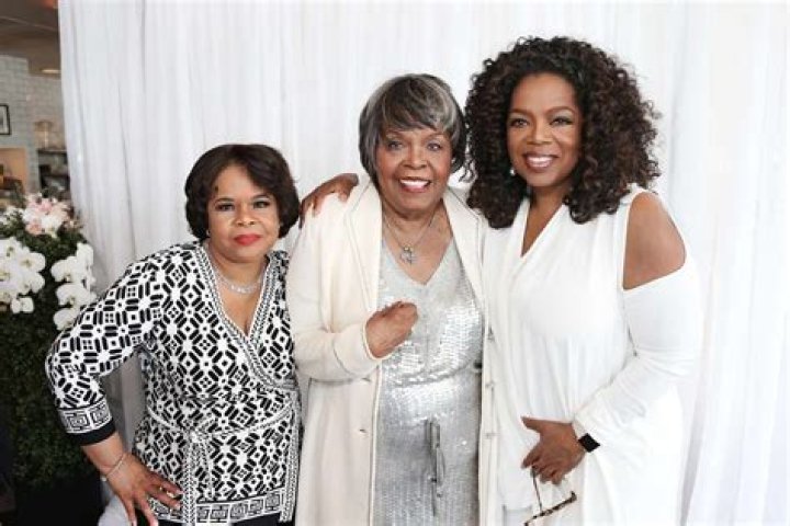 Oprah Hosted Thanksgiving at Her House Before Her Mom's Death at 83