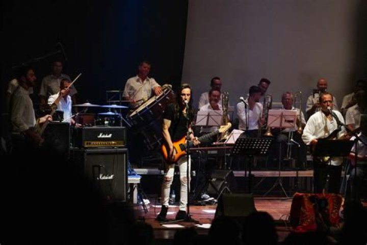 Origens Nuno Bettencourt musico A&ccedil;oriano