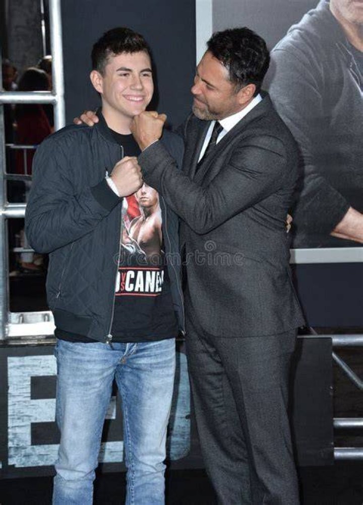 Oscar De La Hoya & Holly Sonders Cigar & Spirits A Lifestyle Magazine