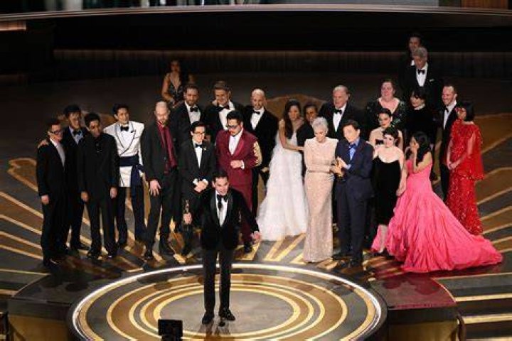 Oscars 2013 Best Picture goes to Ben Affleck's 'Argo' Entertainment