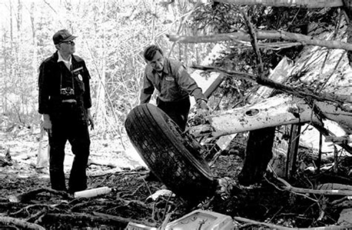 OTD in 1979, Downeast Flight 46 strikes trees and crashes short of the