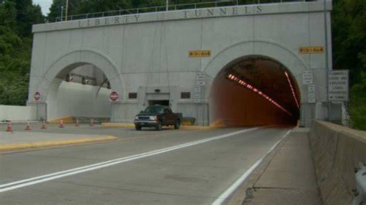 Outbound Liberty Tunnel reopens after 4vehicle crash