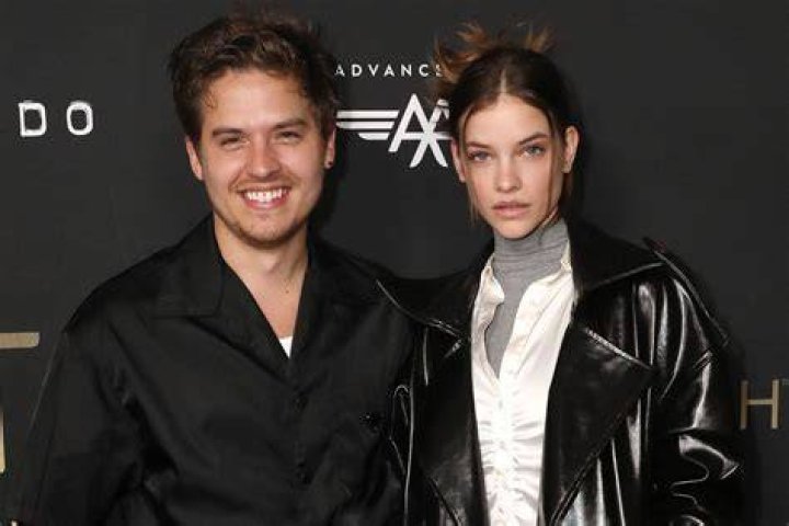 Palvin Barbara Boyfriend Pin on &phi;&omega;&tau;&omicron;&gamma;&rho;&alpha;&phi;&iota;&epsilon;&sigmaf; She has an older sister