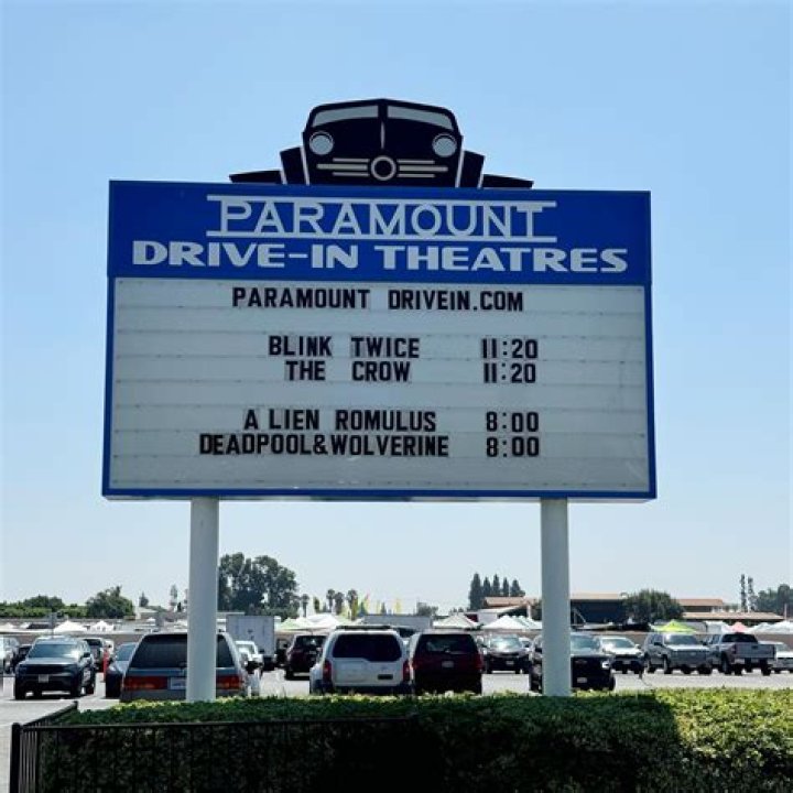 Paramount DriveIn Theatres Paramount, California
