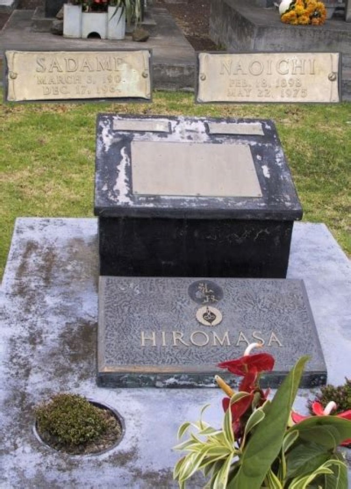 Pat Morita Grave