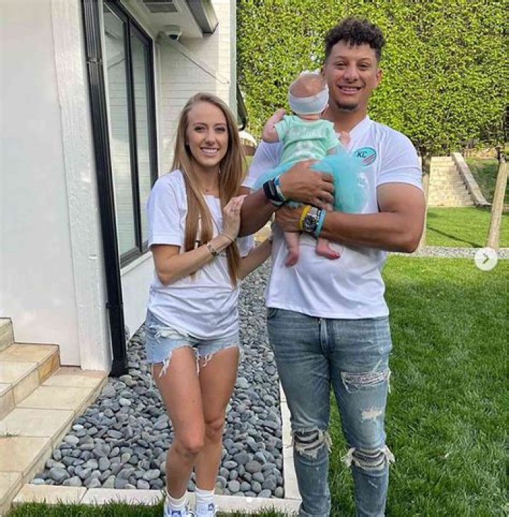Patrick Mahomes and Brittany Matthews Engagement Ring Price and Size