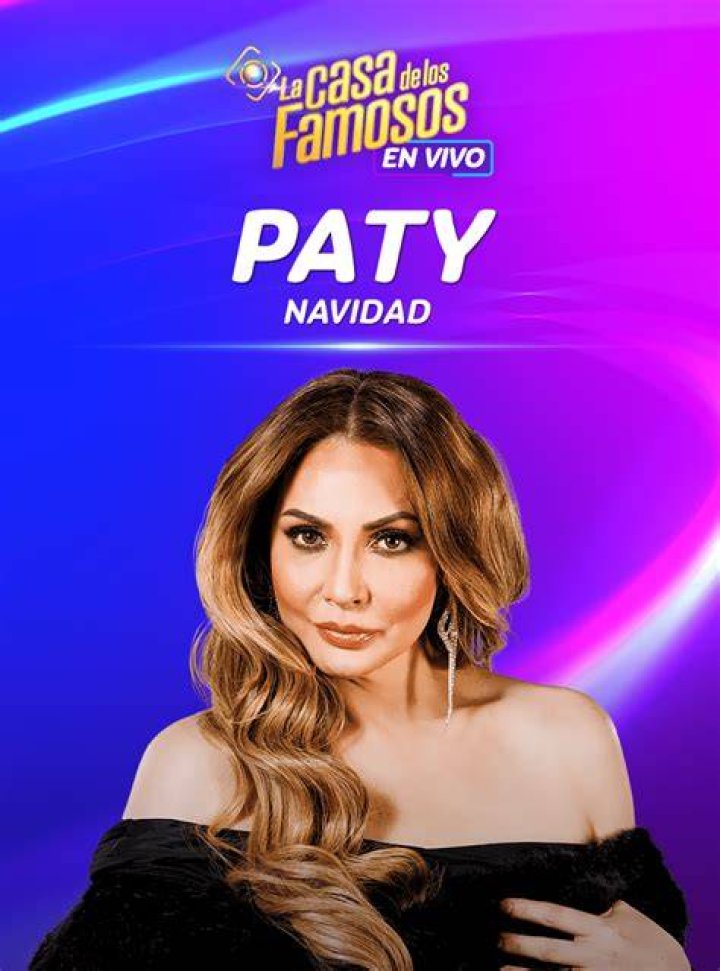 Paty Navidad aclara la ca&iacute;da de una supuesta toalla sanitaria mientras