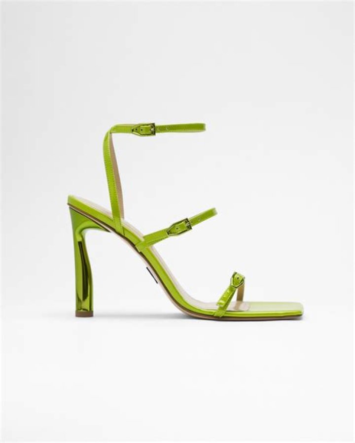 Paul Andrew Reveals His Comeback Collection Vogue