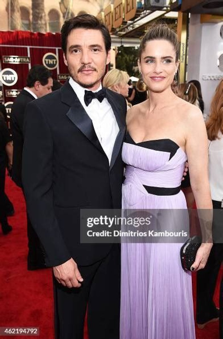 Pedro Pascal and Amanda Peet Pedro pascal, Celebrities, Pedro