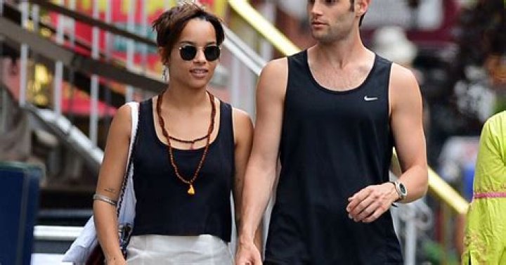 Penn Badgley Et Zoe Kravitz SelebrityToday