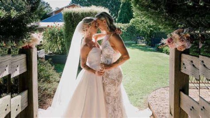 Peter Jones Trending Ashleigh Gardner Partner