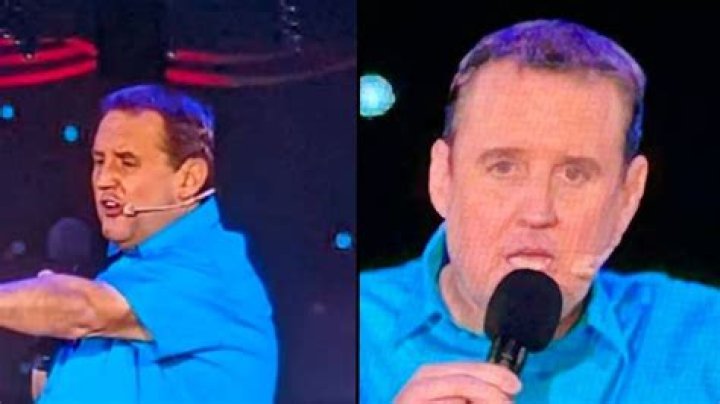 Peter Kay news Comedian breaks silence on Twitter after cancelling