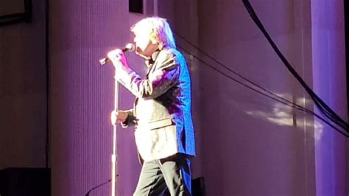 Peter Noone (A Must To Avoid) Sellersville September 25, 2016 YouTube