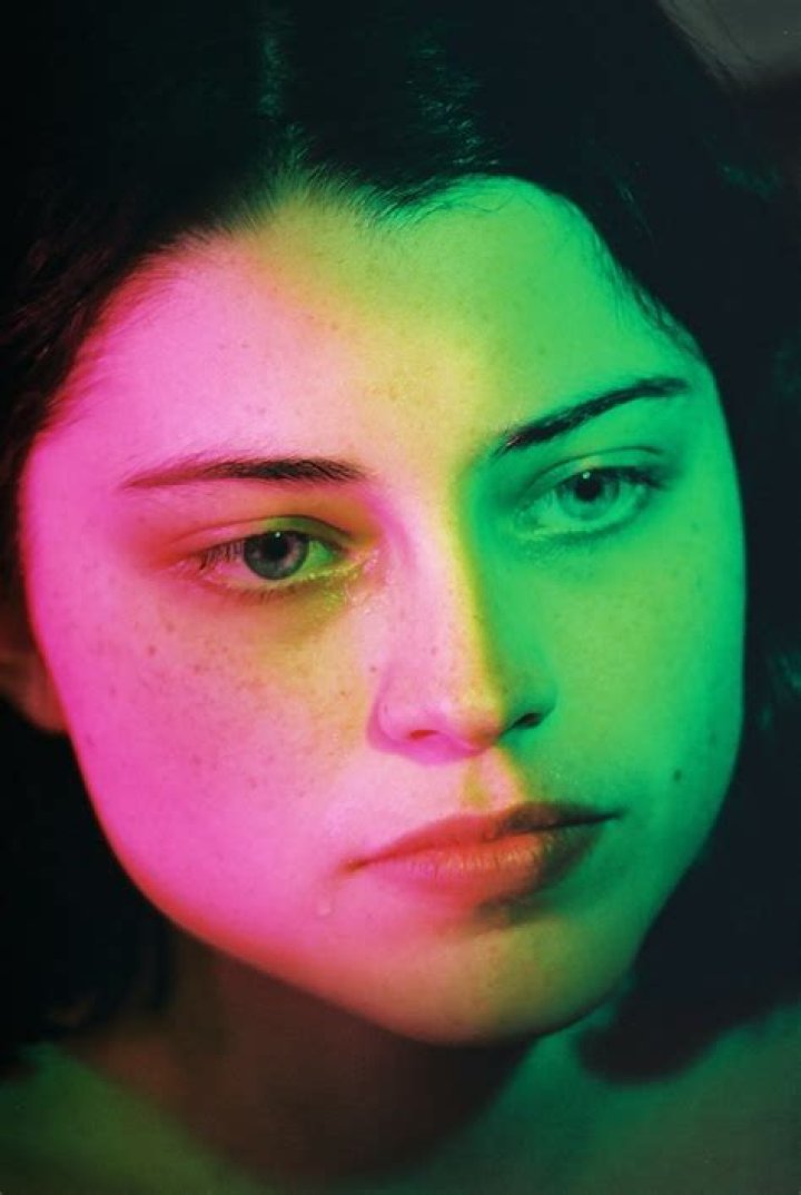 Petra Collins Petra collins, Light photography, Portrait