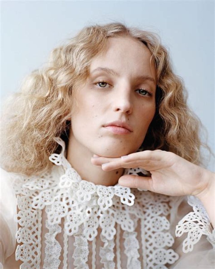 Petra Collins (petrafcollins) • Instagram photos and videos