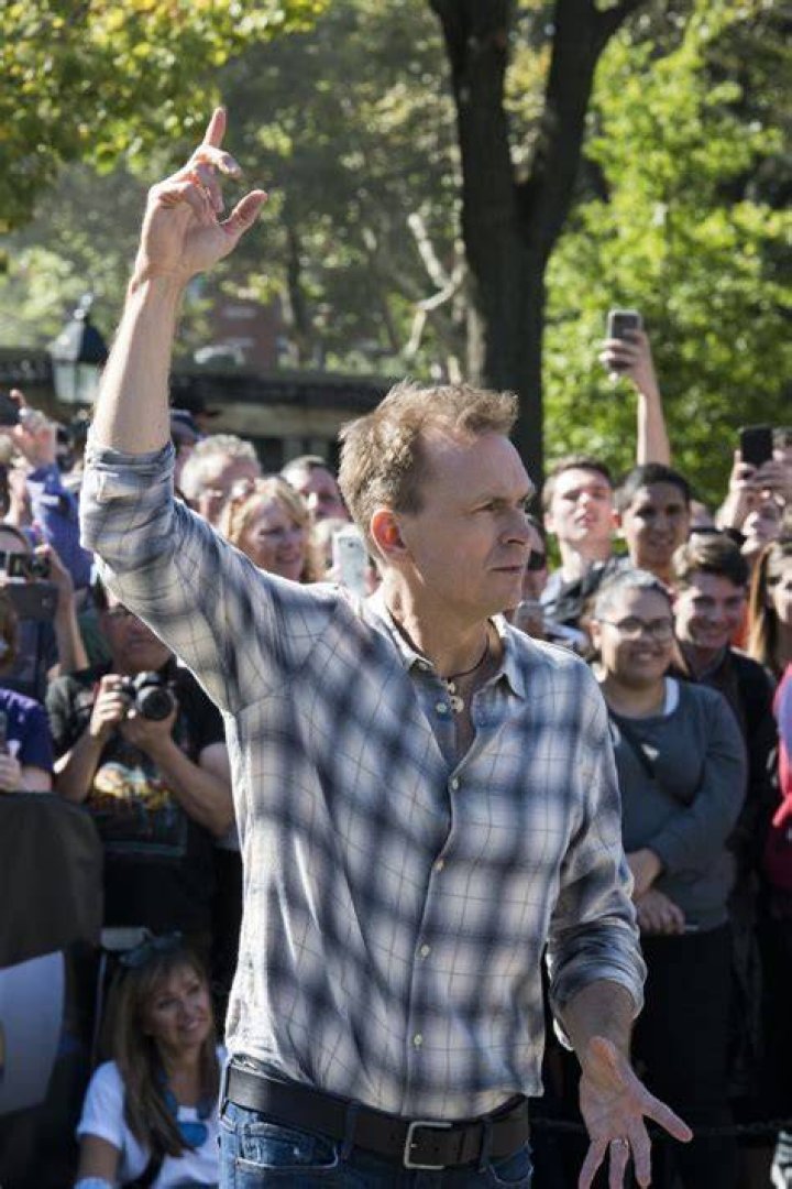Phil Keoghan Net Worth How Much Money Does 'Amazing Race' Host Make