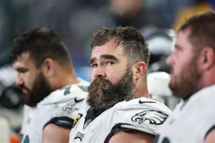 Philadelphia Eagles Star Jason Kelce Downs Beer for a Good Cause