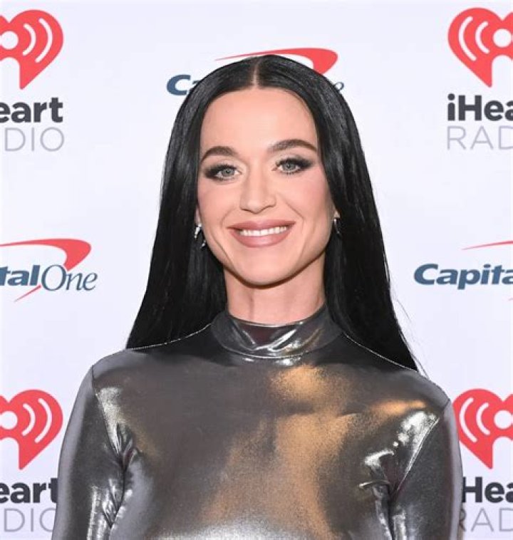 Photo katy perry joined by sister angela at baby2baby gala 08 Photo