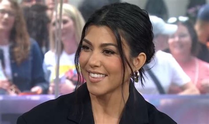 Photo kourtney kardashian reveals she weighs 116 pounds 09 Photo